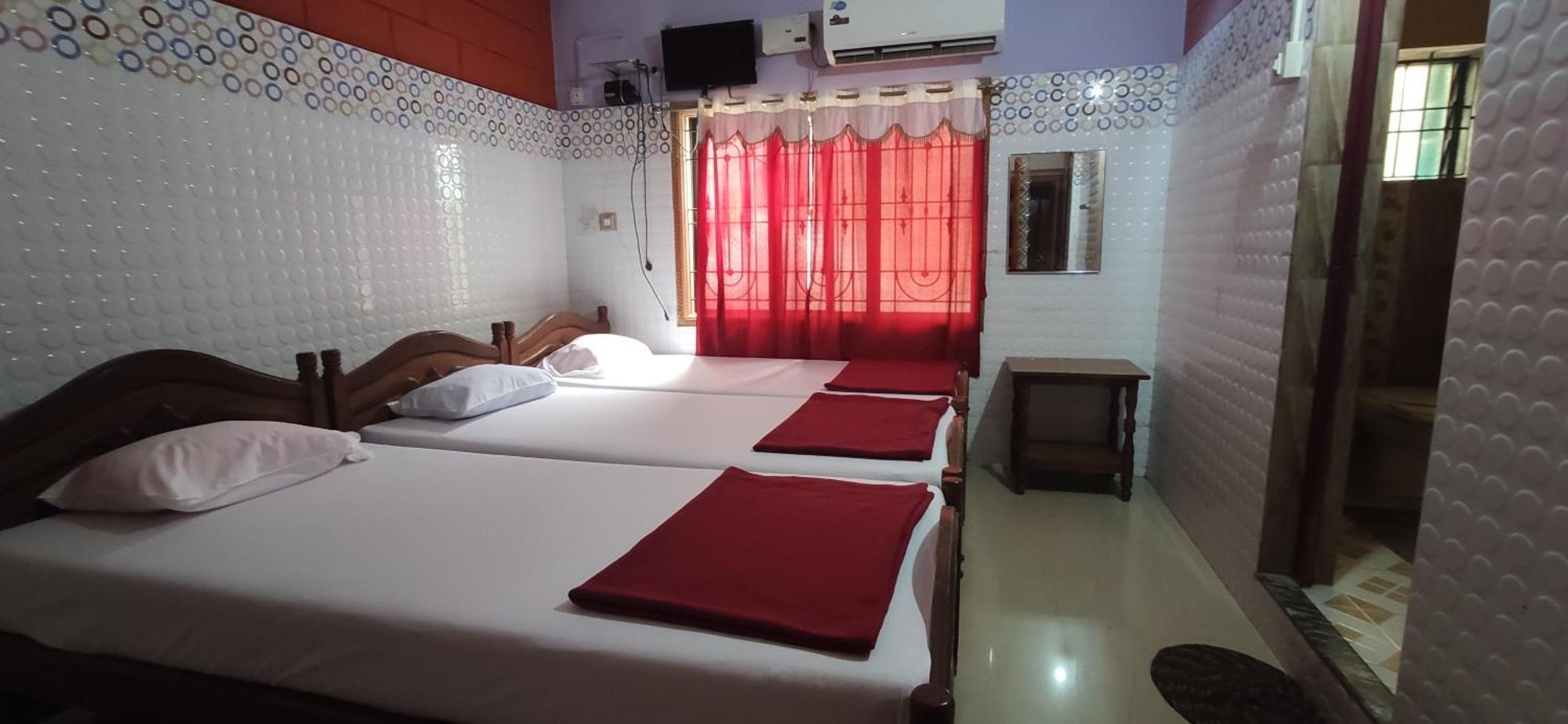 Shree Katyayani Residency Hotel Gokarna  Exterior photo